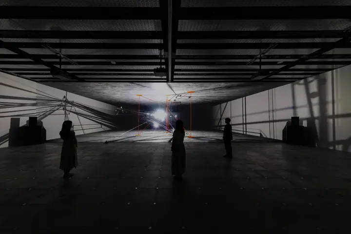 Continuum Resonance : 連続する共鳴