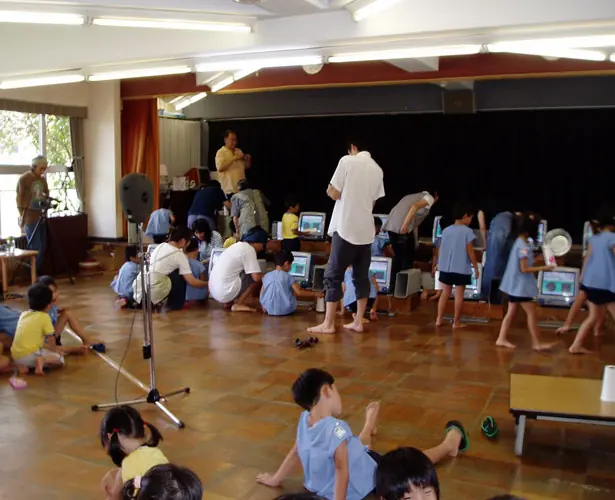 Kindergarten Workshop by Masayuki Akamatsu
