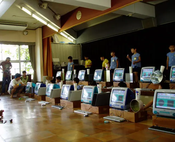 Kindergarten Workshop by Masayuki Akamatsu