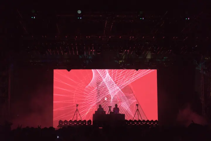nosaj_thing_coachella