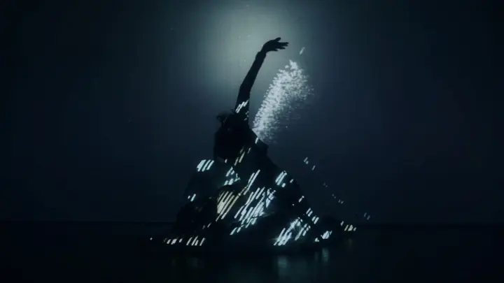 Nosaj Thing “Eclipse Blue”