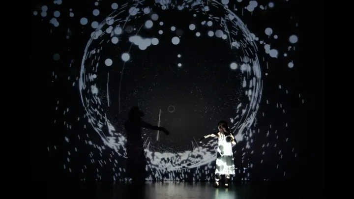 Nosaj Thing “Eclipse Blue”