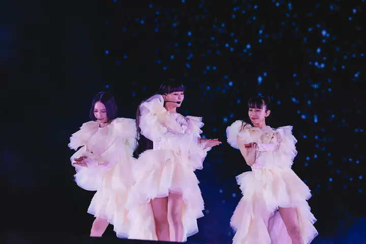 perfume-nebula-romance-tokyo-dome