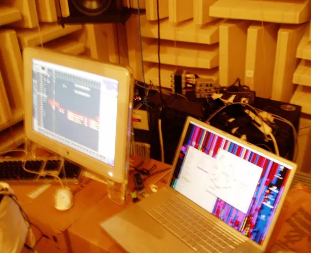 riot please “-a/....ha...++”