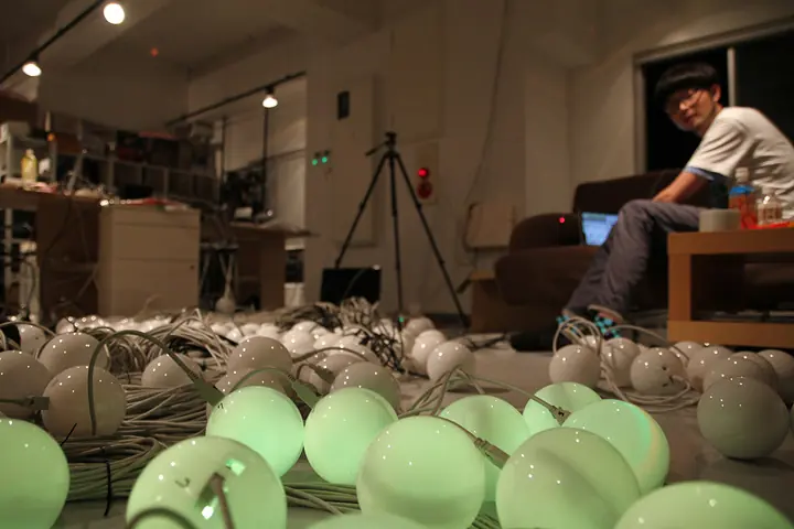 hitomi \"Smile World\" making