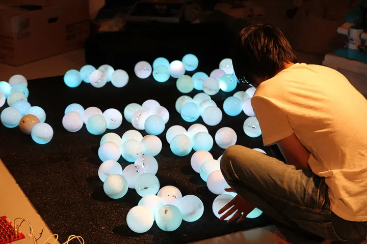 hitomi \"Smile World\" making