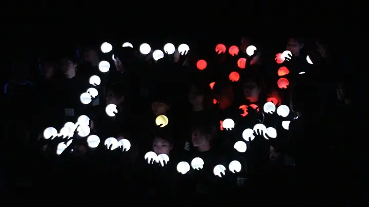 hitomi \"Smile World\" making