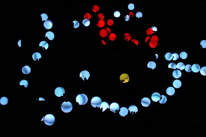 hitomi \"Smile World\" making