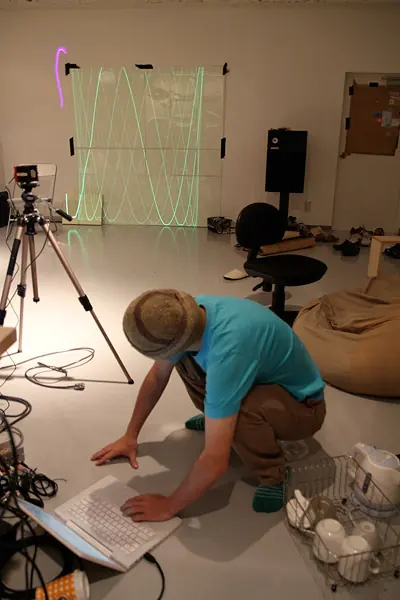 UV laser fade out test